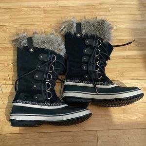 SOREL Joan or Arctic - Waterproof Winter Boot 9.5